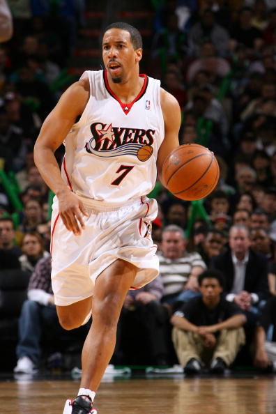 一路过关斩 一路过关斩